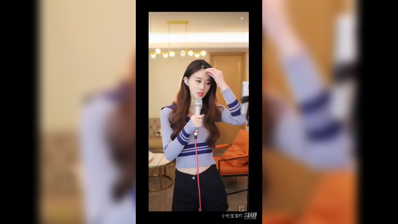 美女唱歌唱得好,人长得又漂亮,真心不错1