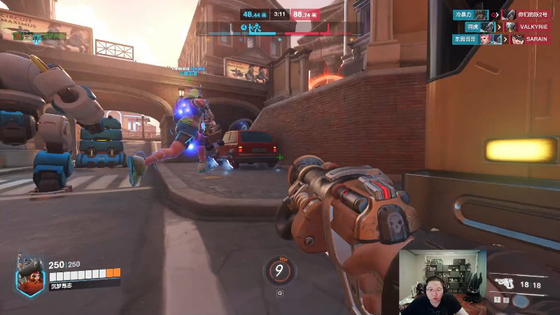 我在斗鱼看即将拥有人鱼线的PDD直播英雄联盟