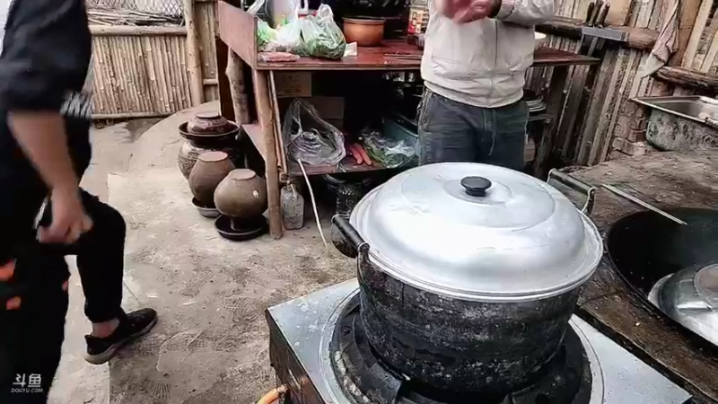 【2022-10-28 16点场】川味箩卜：757六周年快乐~