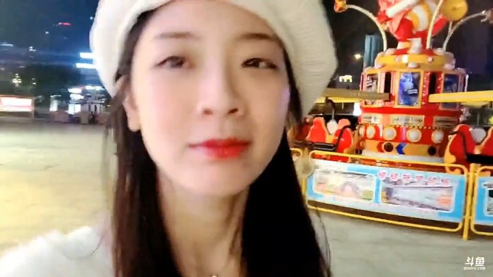 撸妈买了两件衣服花1400多，把自己更贵的衣服忘记了，差点丢了