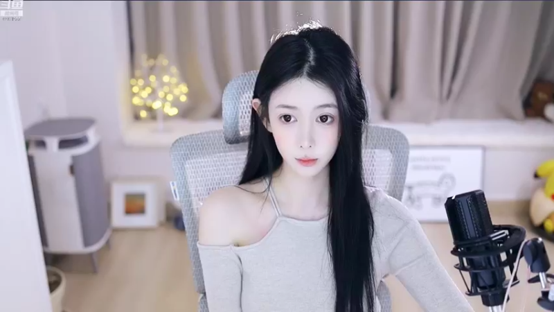 【2022-10-29 23点场】晒网的慧儿呀：谁家小朋友回来努力上班了
