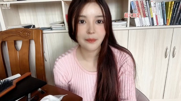 美女橙子说上次抓鱼差点人没了