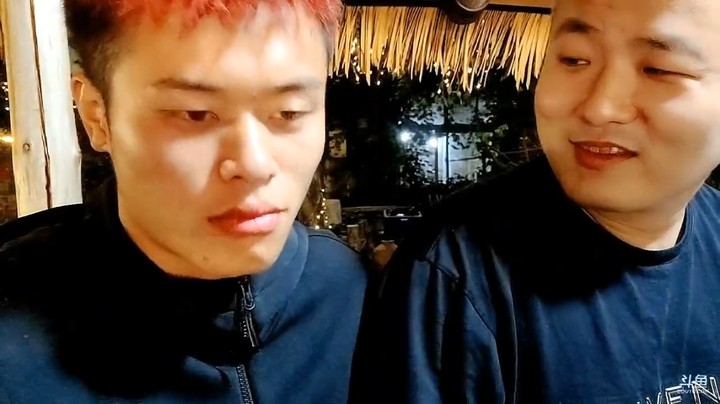 浩哥说不过老板艾伦，大哥说你清高，什么都是浩哥的错，哈哈哈