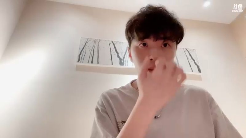 【2022-10-27 22点场】秀才冷男：957.长沙行~随便聊聊~荧光棒甩一甩~