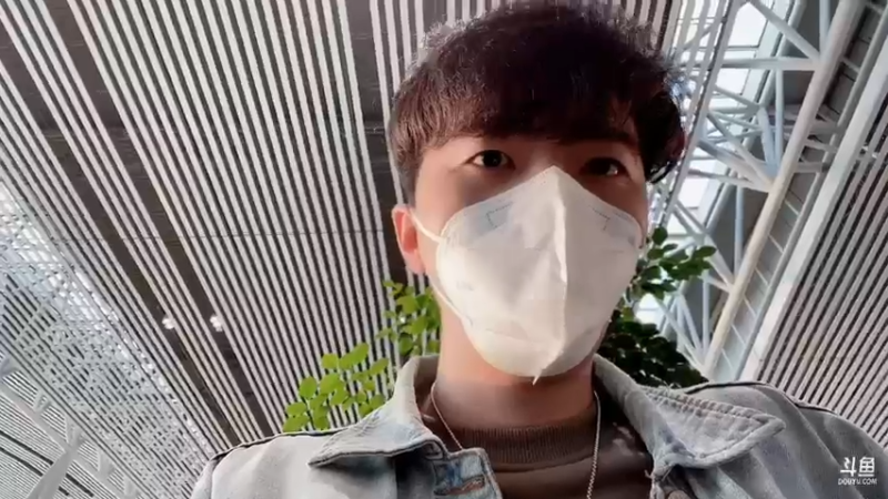 【2022-10-30 17点场】秀才冷男：957.长沙行~随便聊聊~荧光棒甩一甩~