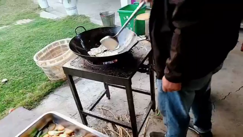 【2022-11-01 17点场】洪湖小肖：今天有事情7点左右播