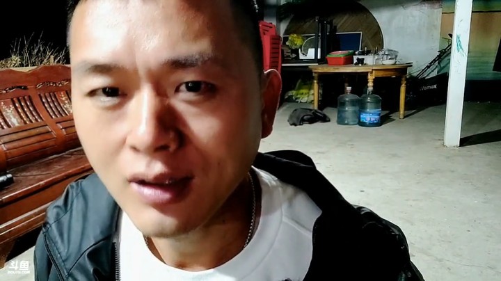 肖哥说我以前是PK圈的圈主，谁看到我都要低头