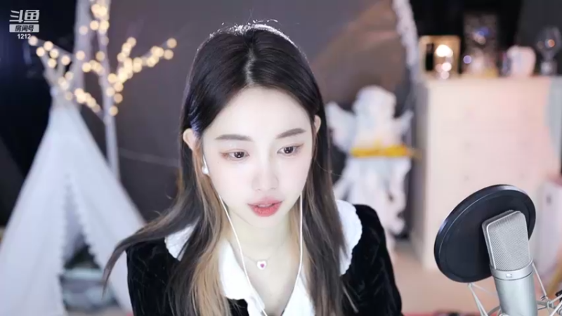 【2022-11-02 15点场】小肉球阿：爱笑的女孩运气不会差~~~