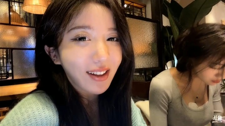 相亲流行吹牛逼？男子说家里一年赚3个亿，呆妹也不甘示弱