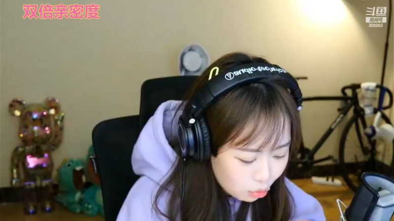 【2022-11-01 20点场】任性的紫琪：紫琪：唔好理总之好巴闭