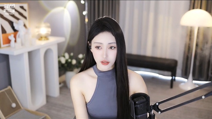 雪晴美女小姐姐身材是真的很好，好漂亮啊