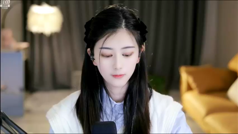【2022-11-01 22点场】紫薇同学：祝我zz生日快乐永远开心快乐平安！