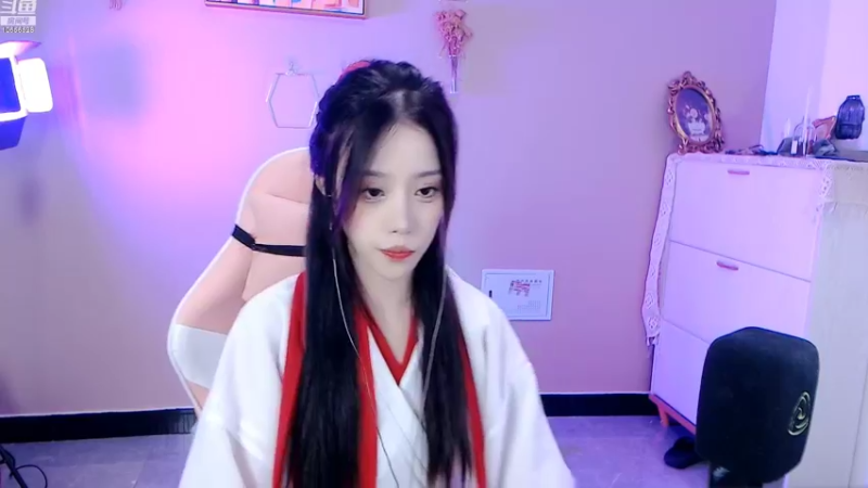 【2022-11-03 16点场】唐6儿：【小奶团】紫霞6砸~