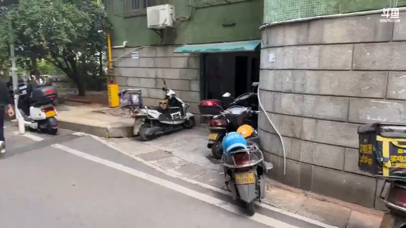 【2022-11-03 12点场】超级小桀：“74751电竞客栈”