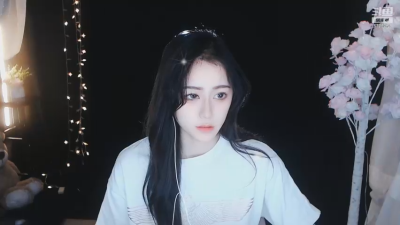 【2022-11-03 21点场】Sa叁儿：【成都】双子座女生