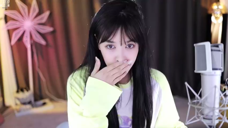 【2022-11-02 23点场】喵小莎：祝ZZ生日快乐呀~