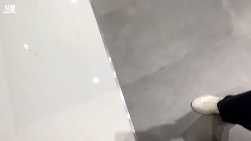 【2022-11-02 15点场】别问问就黑皮：【小奶团】下午播户外～