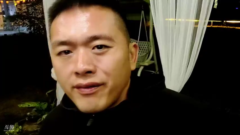 【2022-11-03 22点场】洪湖小肖：一个666卡粉丝牌（黄山）