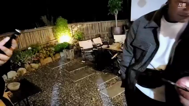 【2022-11-04 21点场】洪湖小肖：兄弟们小聚（黄山）