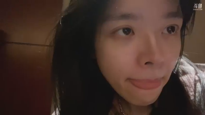 【2022-10-28 19点场】童猪啊i：明天去解说咯