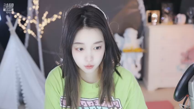 【2022-11-03 23点场】小肉球阿：爱笑的女孩运气不会差~~~