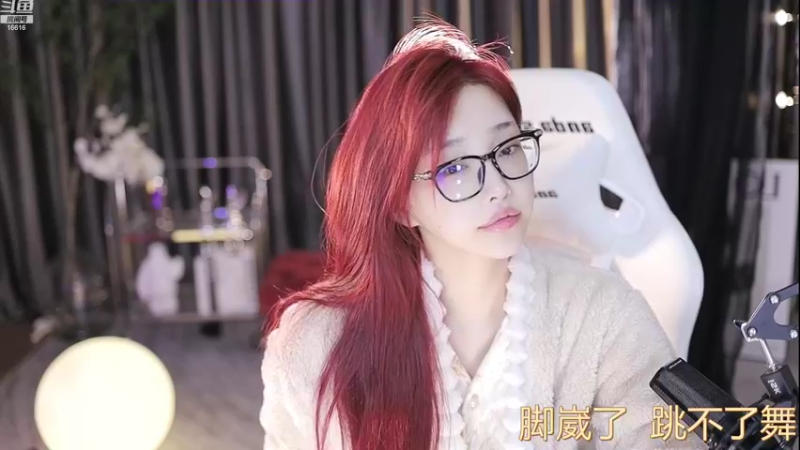 【2022-11-03 23点场】vivi小小酥：聊天局 来吹牛~~~