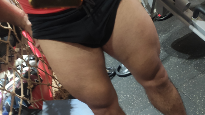 大腿提高效率训练法。