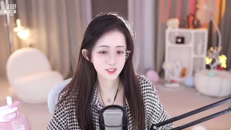 【2022-11-07 15点场】阿梨small：清纯女大学生来啦！