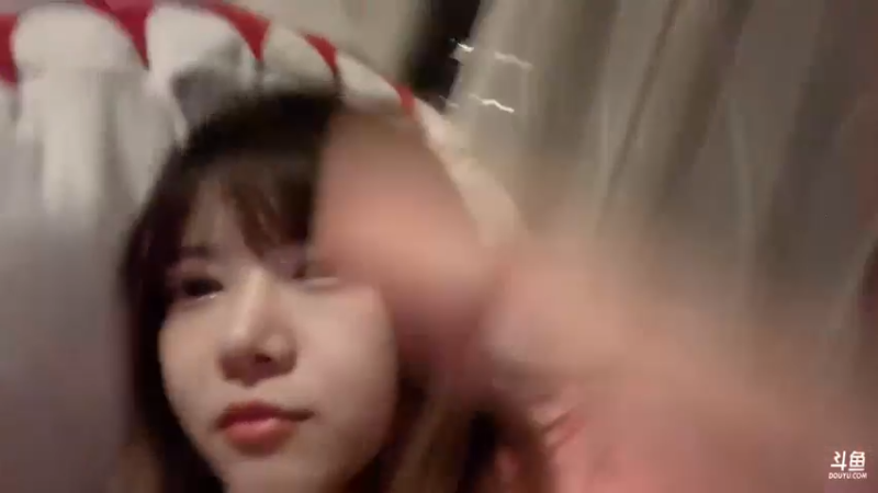 【2022-11-06 23点场】骆歆冲冲冲：骆歆：钻粉狂欢啦！