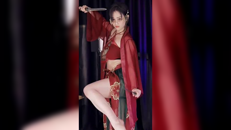 双刀舞姬