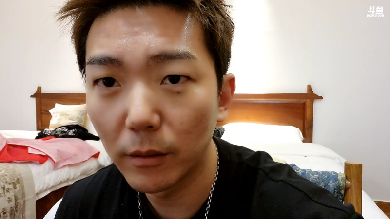 我在斗鱼看JSA丶北京小王哥直播户外