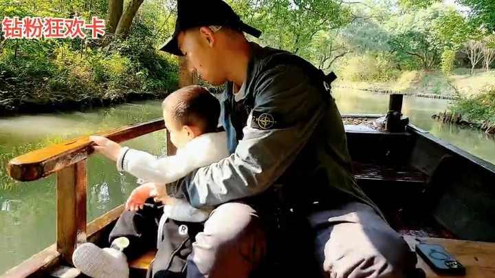 王木木问儿子你喜欢爸爸还是胖叔叔，儿子说胖叔叔，王木木说完了