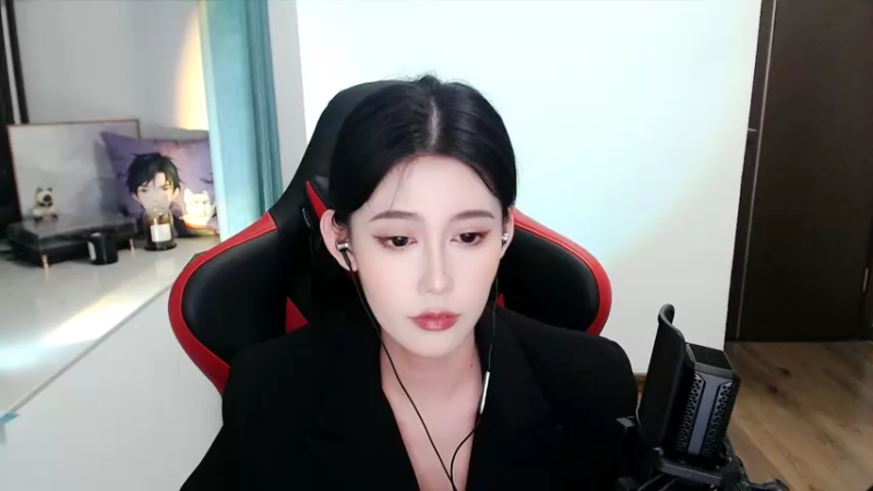 【2022-11-08 01点场】憨批姐姐沫萱：【双倍】碎嘴子大姨带你看PGC