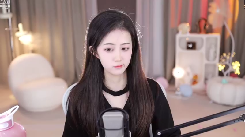 【2022-11-08 21点场】阿梨small：清纯女大学生来啦！
