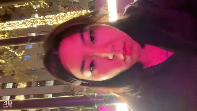 【2022-11-10 08点场】高冷知性暖心囧：纽约街头户外！久违了