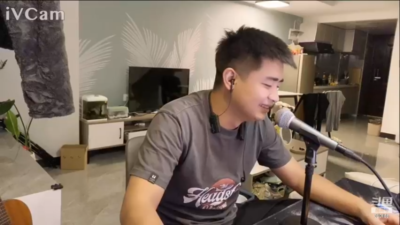 【2022-11-10 21点场】主播阿郎：320155每天笑嘻嘻