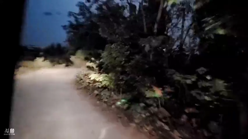 【2022-11-10 18点场】洪湖小肖：这是一个开心的夜晚