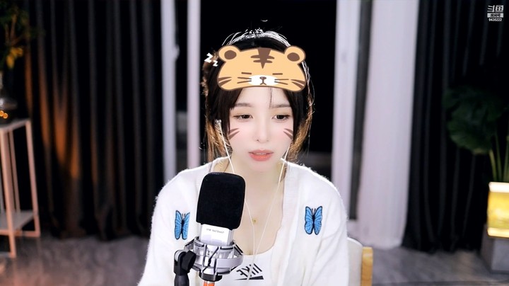 小栗吱说我怕别人说我丑，榜一退了，榜二是人生导师