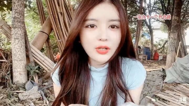 认真烧火的橙子真可爱