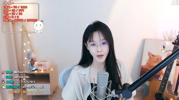 美女阿冷演唱英文歌很好听啊