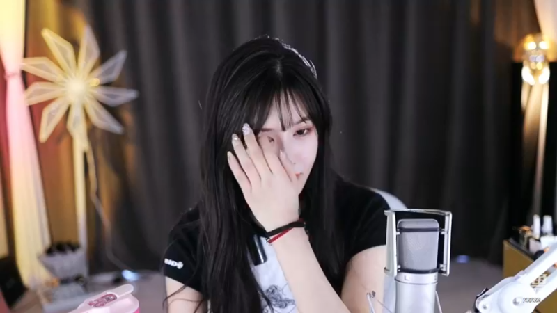 【2022-11-12 15点场】喵小莎：中午12点 晚上10.30