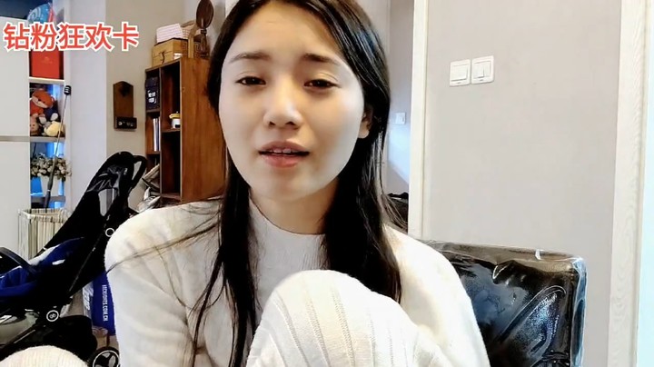 王木木想明天休息，要浩哥明天带娃，说了很多道理