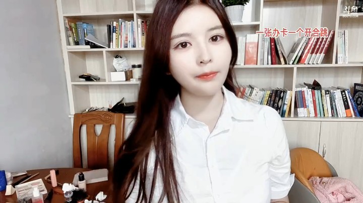 美女橙子跳舞真不错，哈哈哈