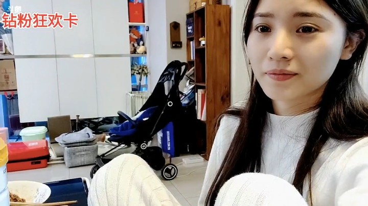 浩哥想带儿子去萧山机场，琳总说可以啊，你带好东西去