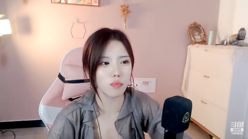 【2022-11-12 23点场】唐6儿：【小奶团】 呀呼呀呼