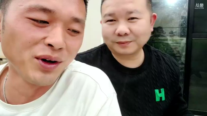 【2022-11-13 19点场】洪湖小肖：祝帅帅哥鱼总生日快乐