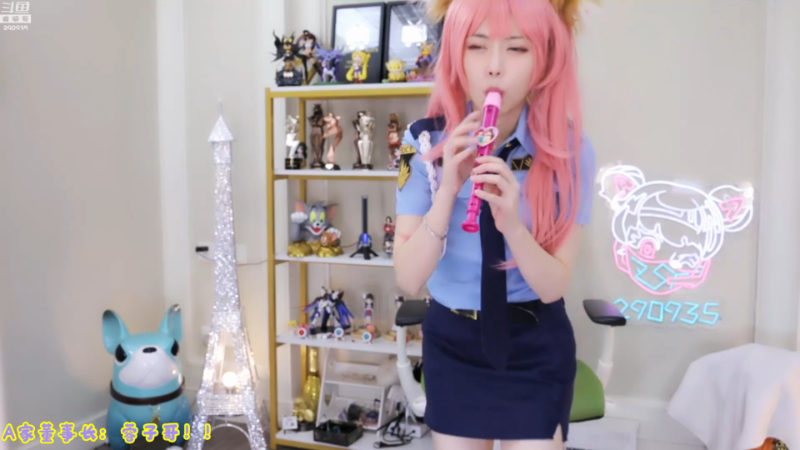 【英雄联盟】不2不叫周淑怡的精彩时刻 20221114 08点场