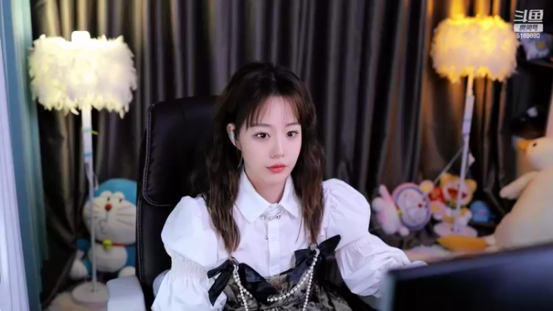 【2022-11-05 18点场】白鲨小叮当：我知道你会来，所以我在等…