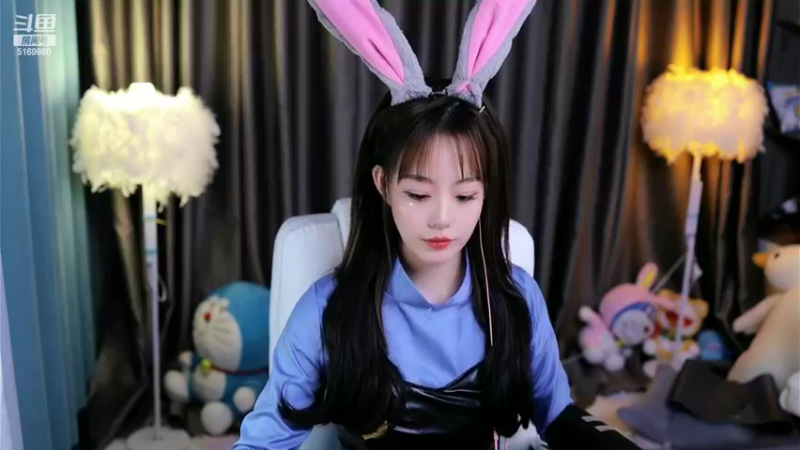 【2022-11-11 18点场】白鲨小叮当：三倍亲密！今晚活动来看cos