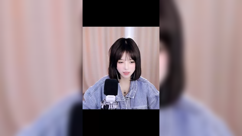 小栗吱--直播日常